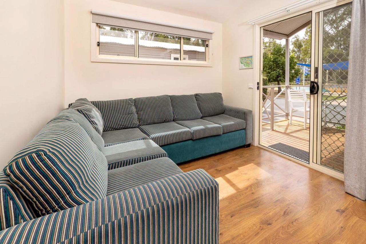 Big4 Deniliquin Holiday Park Bagian luar foto