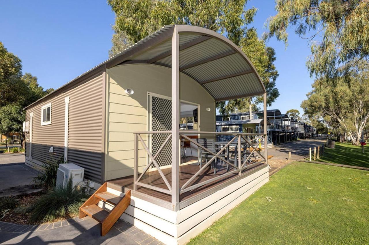 Big4 Deniliquin Holiday Park Ruang foto
