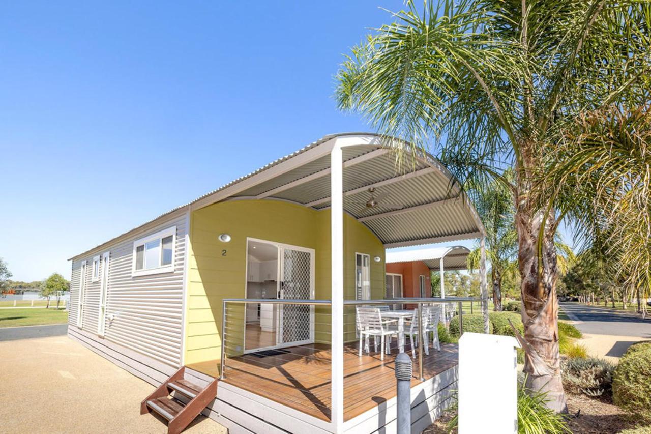 Big4 Deniliquin Holiday Park Bagian luar foto