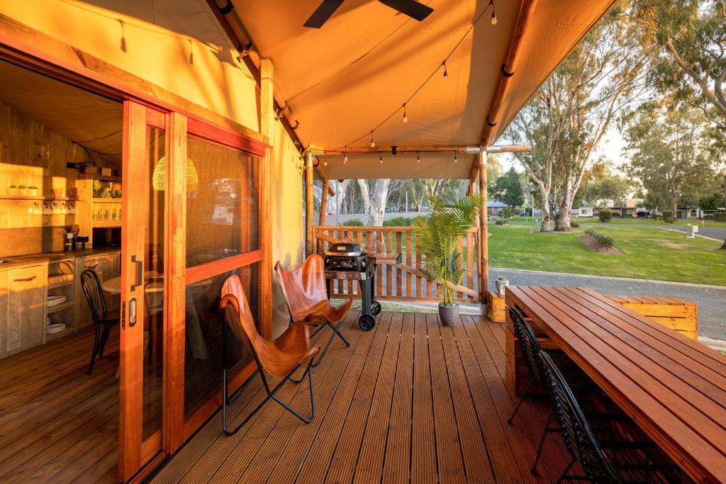 Big4 Deniliquin Holiday Park Bagian luar foto