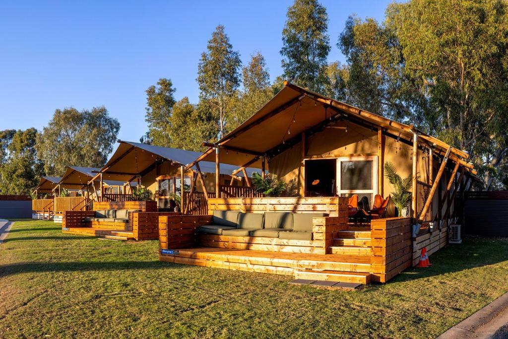 Big4 Deniliquin Holiday Park Bagian luar foto